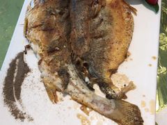 -赶海部落海鲜城(海阳路店)