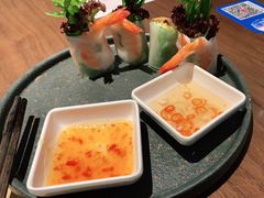 越南传统生包鲜虾春卷-来龙里 精致 东南亚餐室(万象城店)