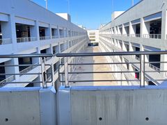-北京环球影城主题公园-停车楼