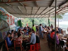 大堂-百里鲜(羚羊峡古栈道森林公园店)