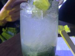 -TZ House音乐现场(来福士中心店)