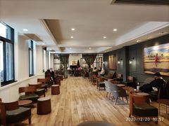 大堂-星巴克臻选(广州沙面店)