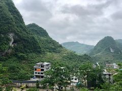 -巴马水晶宫