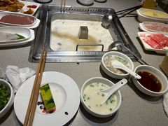 -海底捞火锅(新松江路生日主题店)