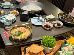 -捞王锅物料理(上海世茂广场店)