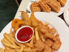 -意卡菲·欢乐聚会餐厅(华侨店)