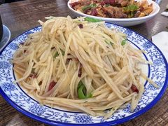 -老钟家烤羊排·敦伊阁清真餐厅胡羊焖饼