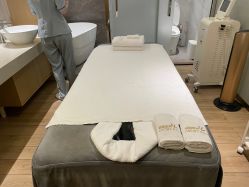 -香港倾城国际·美容美体中心