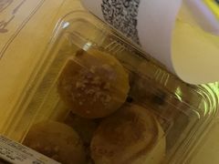 -鲍师傅糕点(青年汇店)