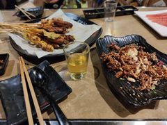 -何师烧烤·香辣蟹·川菜·30年老品牌(太古里旗舰店)