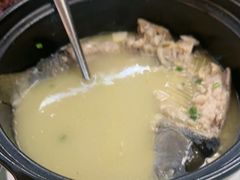 -土砂锅生态山庄·非遗砂锅雅鱼