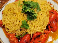 -老东镇啤酒屋海鲜加工·蒸汽海鲜·海鲜烧烤(台东店)