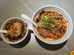 -粉吖吖·邵阳米粉(体育西路店)