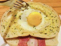 太阳蛋培根烤吐司-星巴克(北京三里屯SOHO一店)