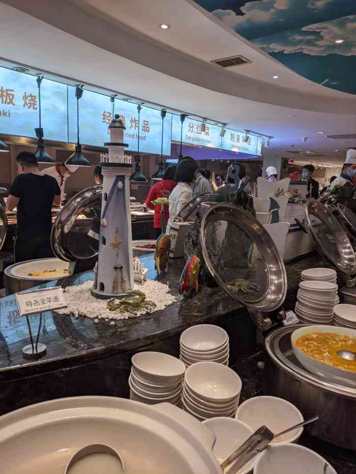蓝海·蓝钻国际美食自助百汇-"一个月不来蓝海自助餐厅变化好多.