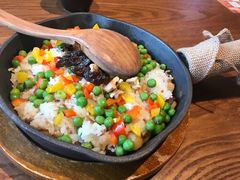 野生牛肝菌火腿洋芋焖饭-云海肴·汽锅鸡·云南菜(天山百盛优客店)