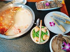 -潘十九地道成都老火锅(孙桥店)