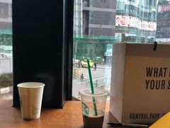 靠窗位-星巴克臻选(重庆大融城店)