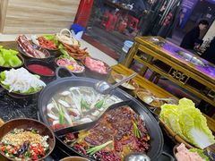 -乖嬢嬢重庆老火锅(南联店)
