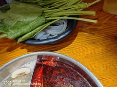 -呷哺呷哺(普陀乐购真北店)