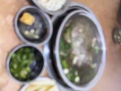 -黑竹沟新场牛肉火锅