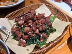 -老滇山寨•云南特色菜•地方菜•民族风情歌舞表演(金碧店)