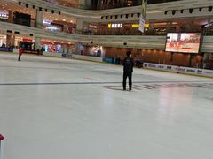 -冠军冰场CHAMPION RINK(凯德广场店)