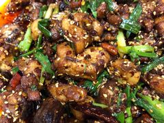 黄焖鸡-瑞丰园庭院餐厅·白族传统家常菜