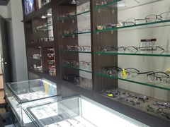 -视野联行眼镜蔡司·依视路官方授权店(顺城店)