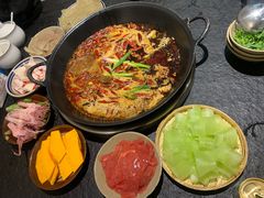 -四小区火锅·巷子里的重庆火锅(花照壁店)