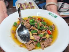 杭椒爆炒牛肉-新白鹿餐厅(滨江银泰店)