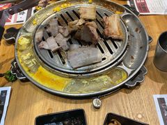 -青瓦炭韩潮烤肉(花园道店)