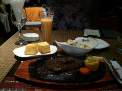 -尊品牛排(中大国际店)