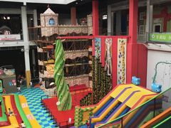 -蒙特利亲子乐园