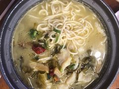 -周鱼小馆石锅酸菜鱼(活力汇店)