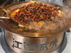 -江边城外烤鱼(世茂广场店)