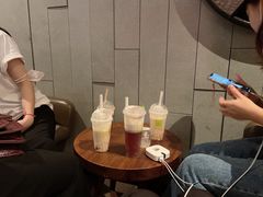 -星巴克臻选(深圳金光华店)