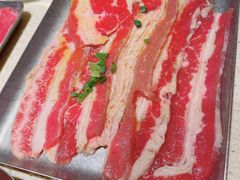 蚂蚁洞特色肥牛-Ant 蚂蚁洞烤肉·大营地(上海静安大悦城店)