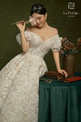 -乐派诗婚纱摄影