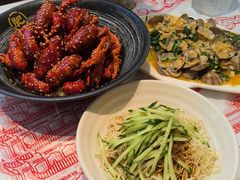 -肥肥虾庄·金牌油焖大虾(汉口城市广场店)
