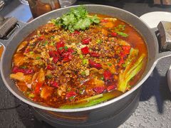 -万重锦·人文川菜馆(骡马市店)