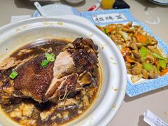 -老码头黑皮肘子锅包肉(赣水路店)