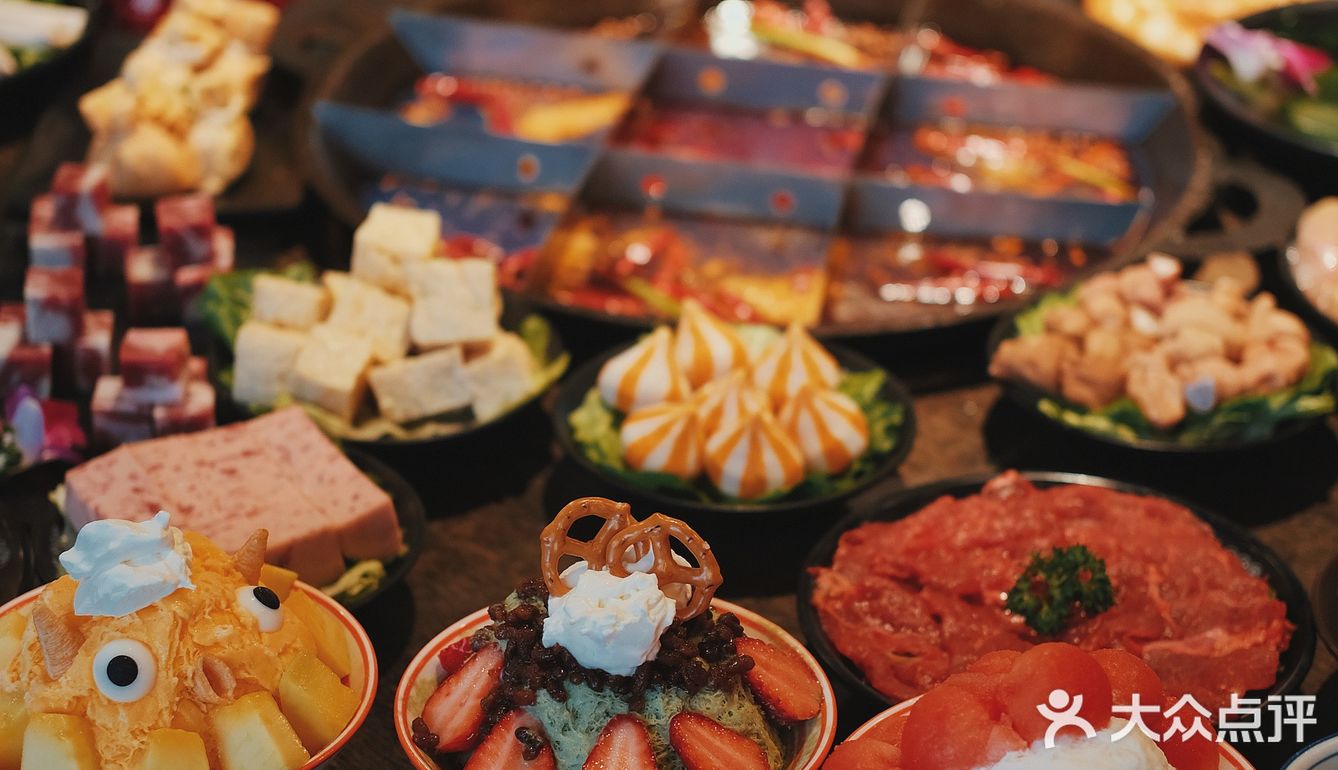 笑死👀划拳助兴吃火锅|超可爱雪花冰看着你