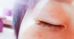 -孔雀手美甲美睫护理