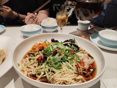 -八大碗·地道东北菜(中街店)