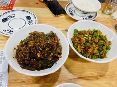 -笨罗卜浏阳菜馆(太平街店)