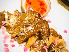 桃花烤鸡-蜜桃餐厅·江浙融合菜(荟聚购物中心店)