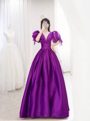 -洋洋婚纱品牌集合店