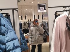 -URBAN REVIVO(西安Momopark店)