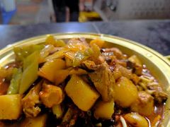 -牛一嘴·兰州牛肉面·大盘鸡(财富中心店)